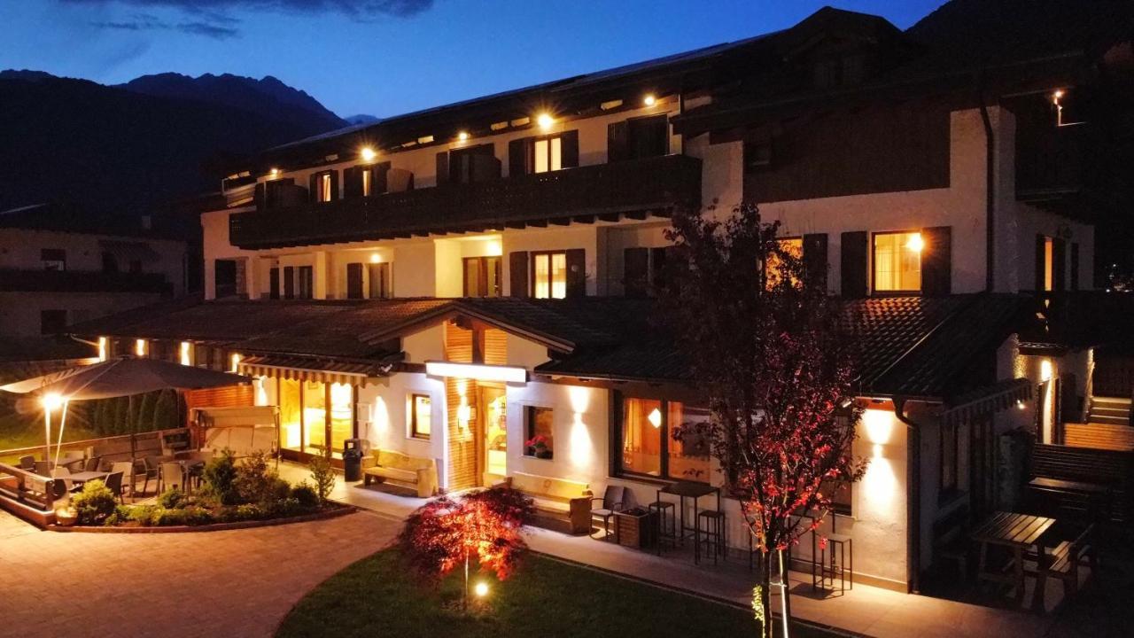 Hotel Garni My Ledro เปียเว ดิ เลโดร ภายนอก รูปภาพ