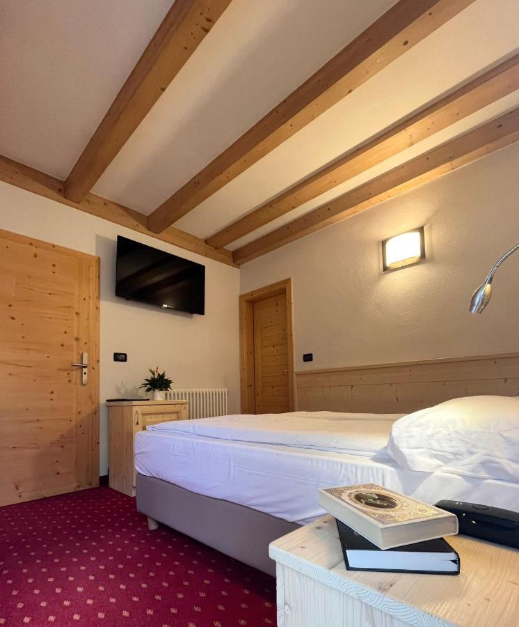 Hotel Garni My Ledro เปียเว ดิ เลโดร ภายนอก รูปภาพ
