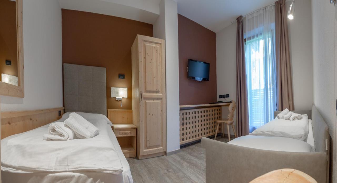 Hotel Garni My Ledro เปียเว ดิ เลโดร ภายนอก รูปภาพ